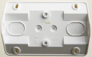 Розетка силовая (штепсельная) PA16-108B